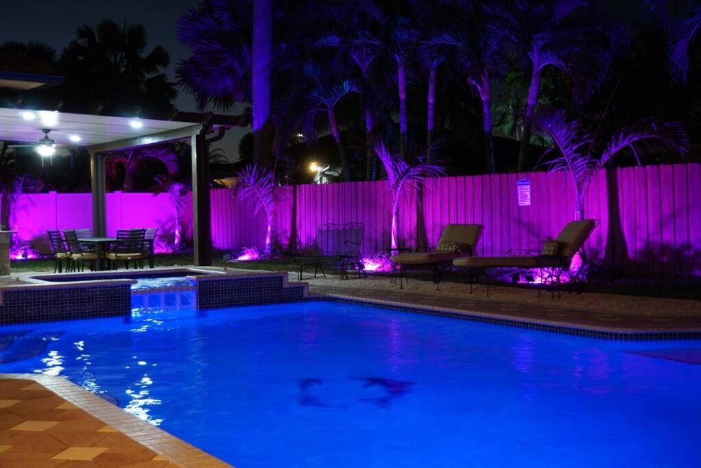 New Luxury Vacation Dream Rental- Sleeps 15! Маямі Екстер'єр фото