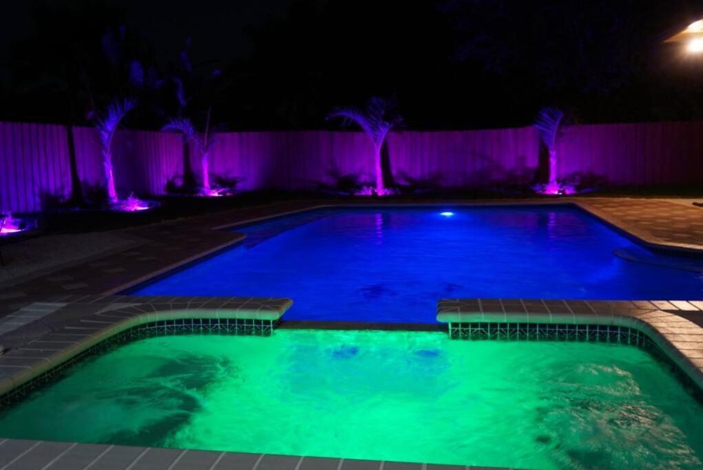 New Luxury Vacation Dream Rental- Sleeps 15! Маямі Екстер'єр фото