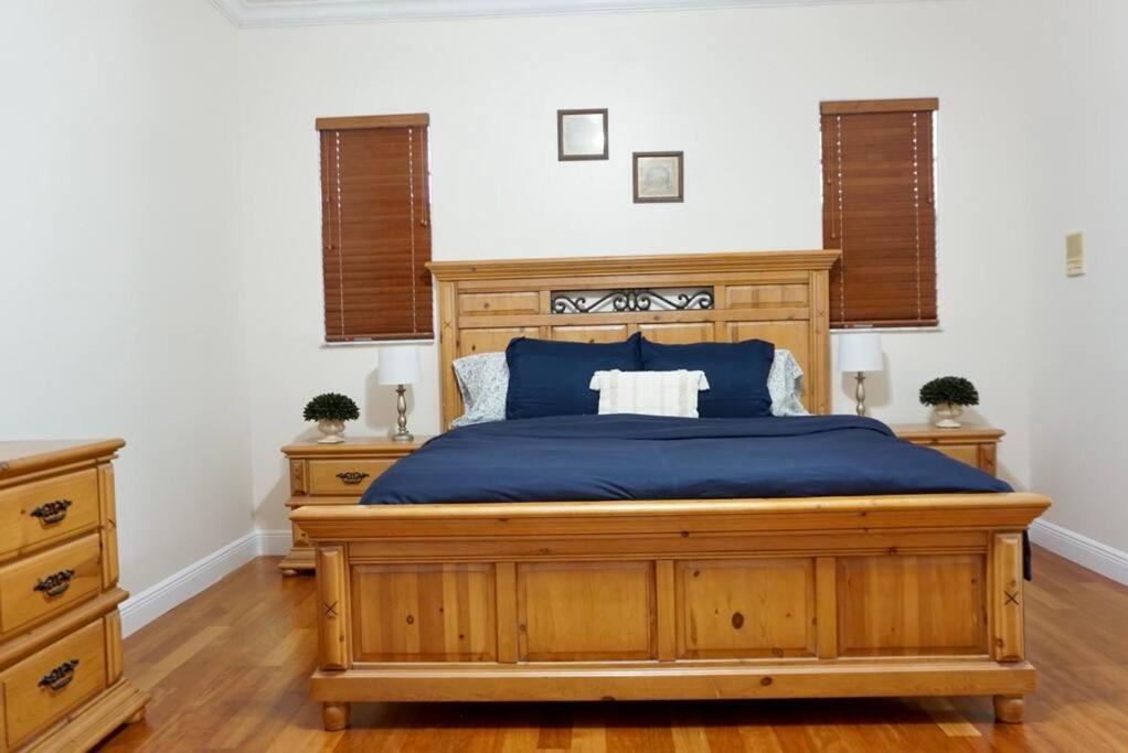 New Luxury Vacation Dream Rental- Sleeps 15! Маямі Екстер'єр фото